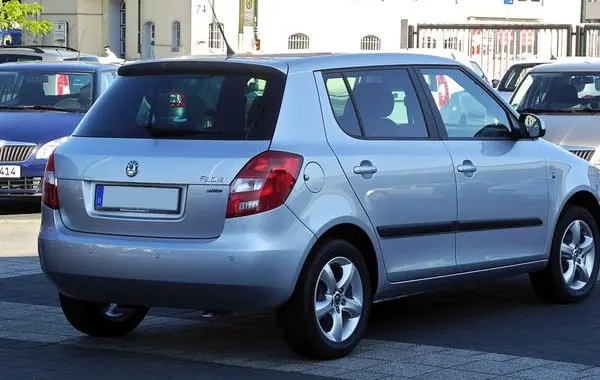 Skoda Fabia II (facelift 2010)-4