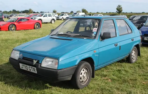 Skoda Favorit (781)-7