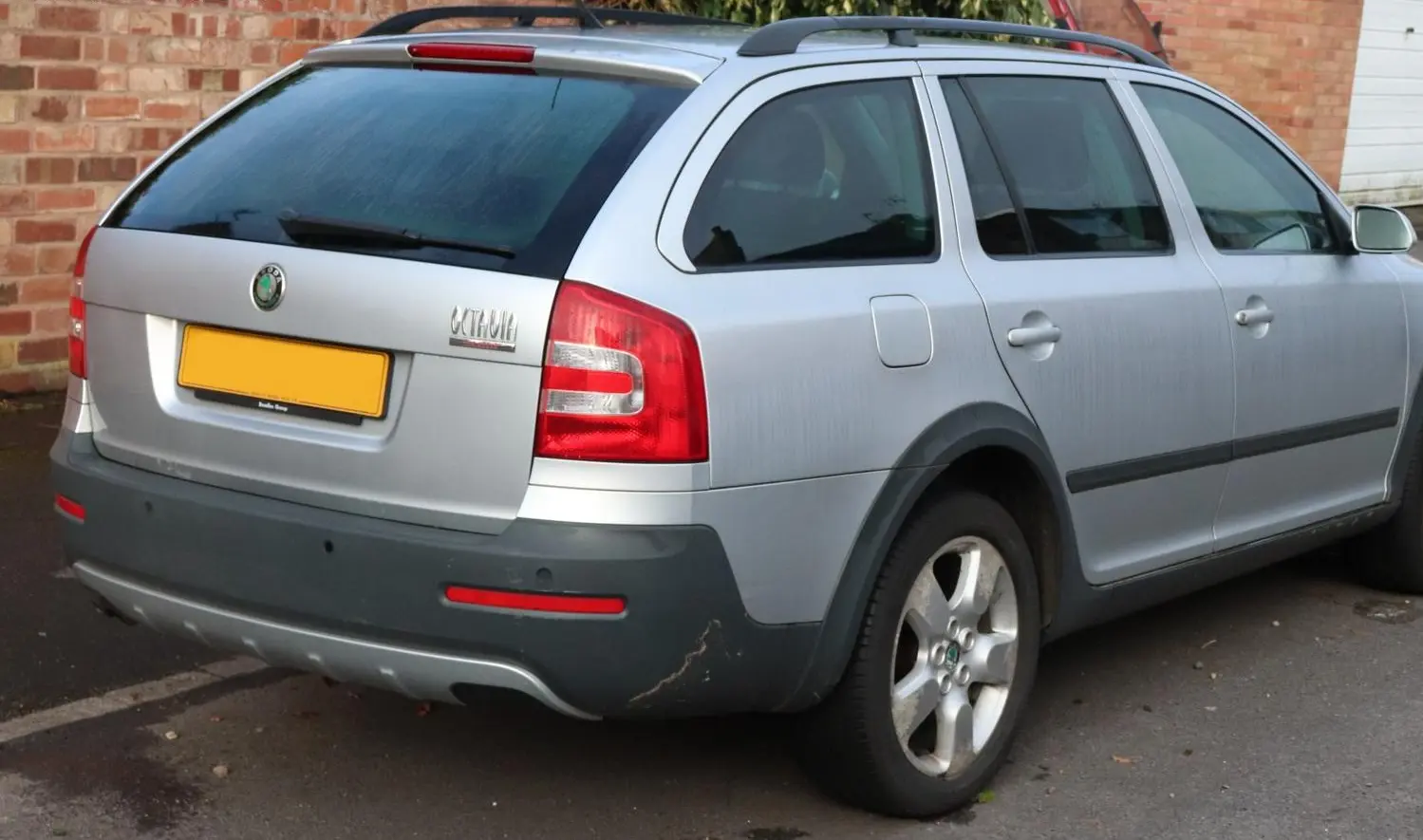 Skoda Octavia II Scout-0