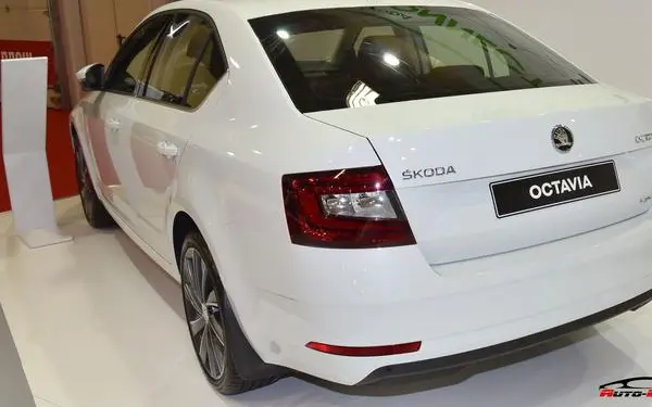 Skoda Octavia III (facelift 2017)-0