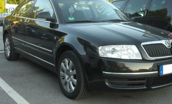 Skoda Superb I (facelift 2006)-0