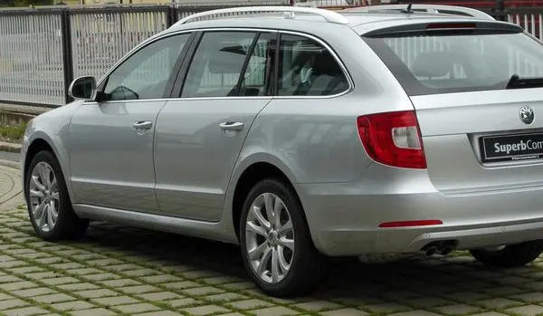 Skoda Superb II Combi-1