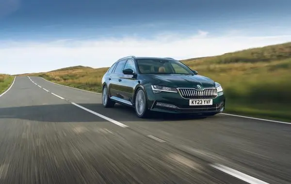 Skoda Superb III Combi (facelift 2019)-7