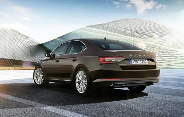 Skoda Superb III (facelift 2019)-3