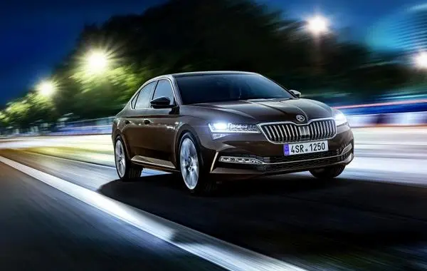 Skoda Superb III (facelift 2019)-8