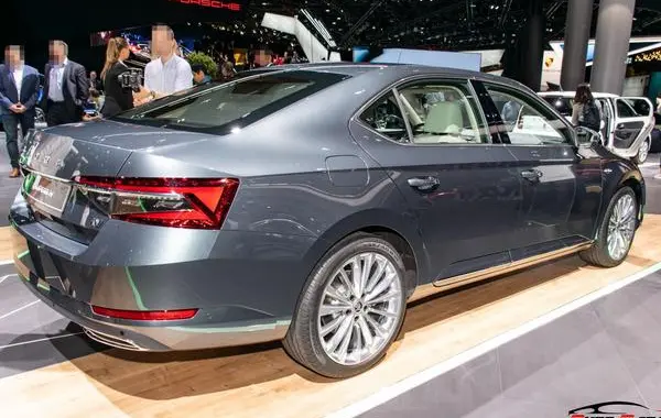 Skoda Superb III (facelift 2019)-7