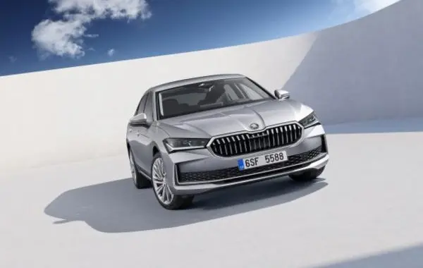 Skoda Superb IV