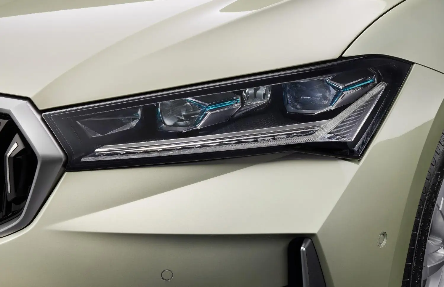 Skoda Superb IV Combi-9