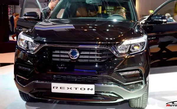 SsangYong Rexton II-6