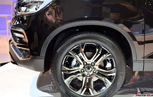 SsangYong Rexton II-3