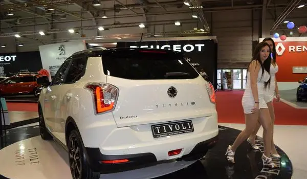 SsangYong Tivoli-4