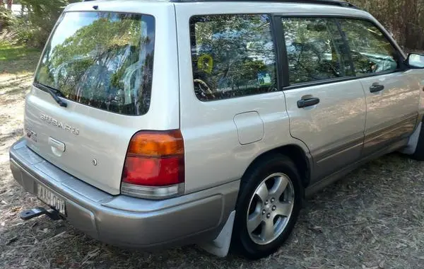 Subaru Forester I-1