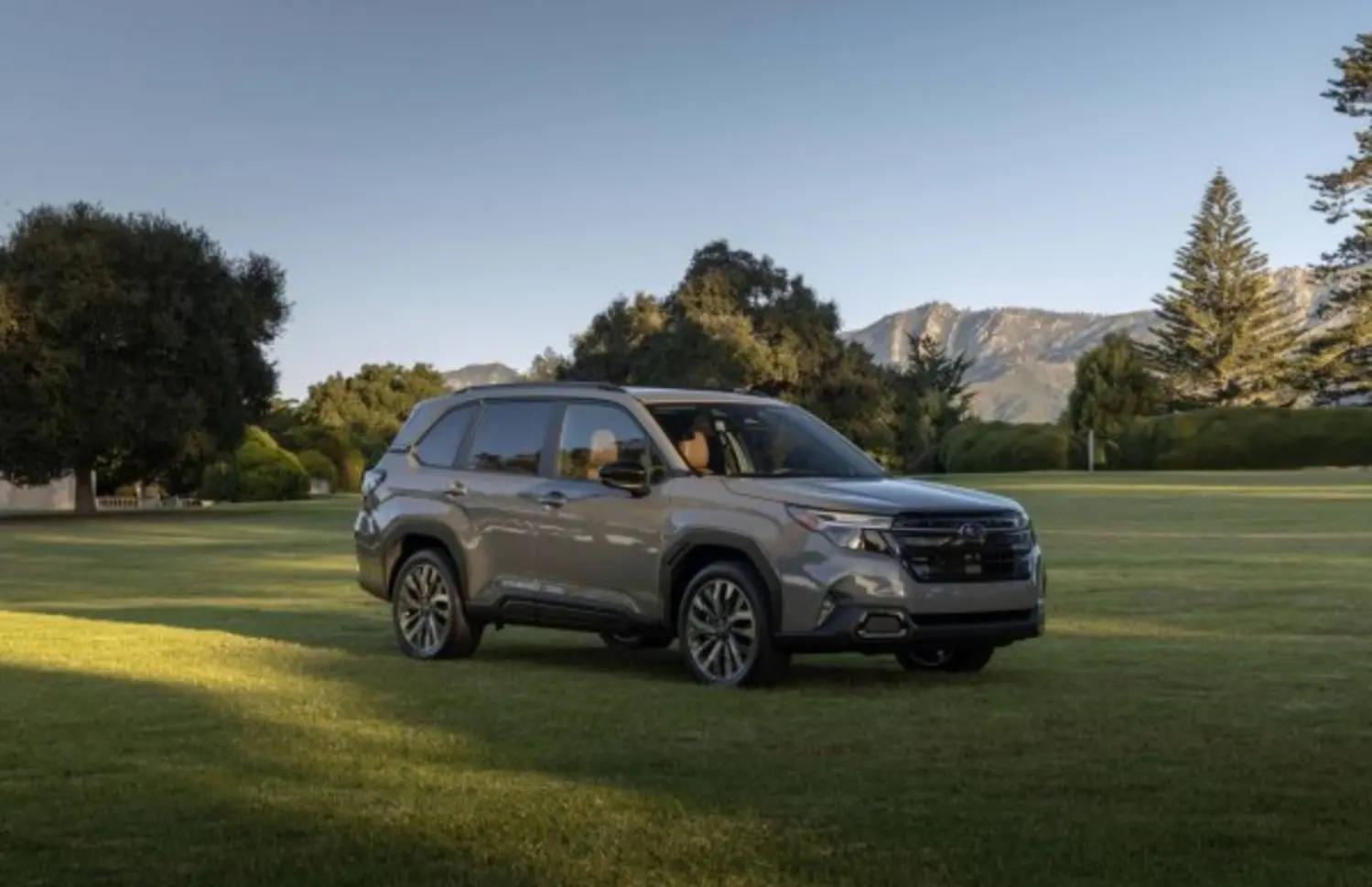 Subaru Forester VI-5