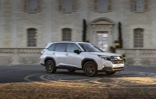 Subaru Forester VI-1