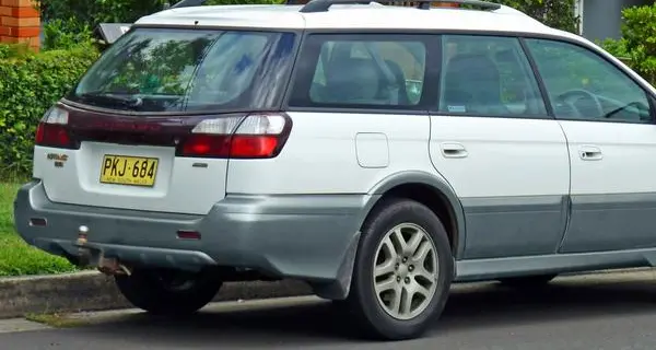 Subaru Outback II (BE, BH)-2