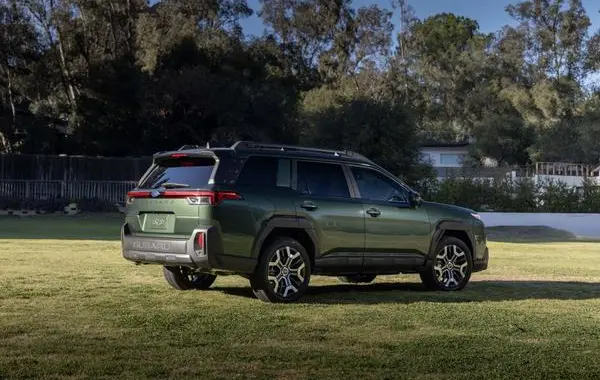 Subaru Outback VII (BU)-8