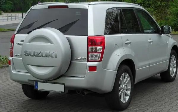 Suzuki Grand Vitara II 5 Door-0
