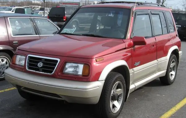 Suzuki Sidekick-0