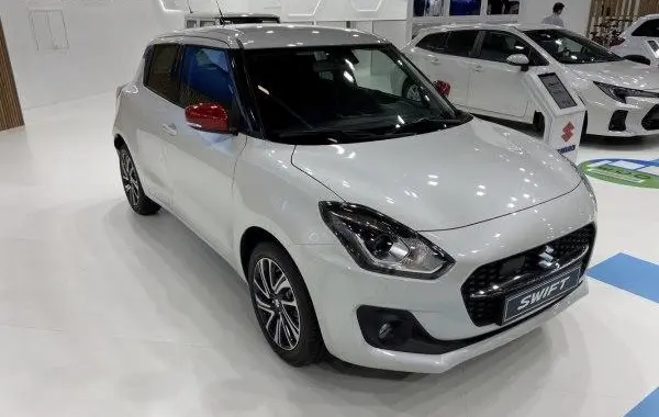 Suzuki Swift VI (facelift 2020)