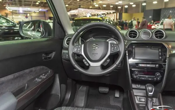 Suzuki Vitara IV (facelift 2018)-6