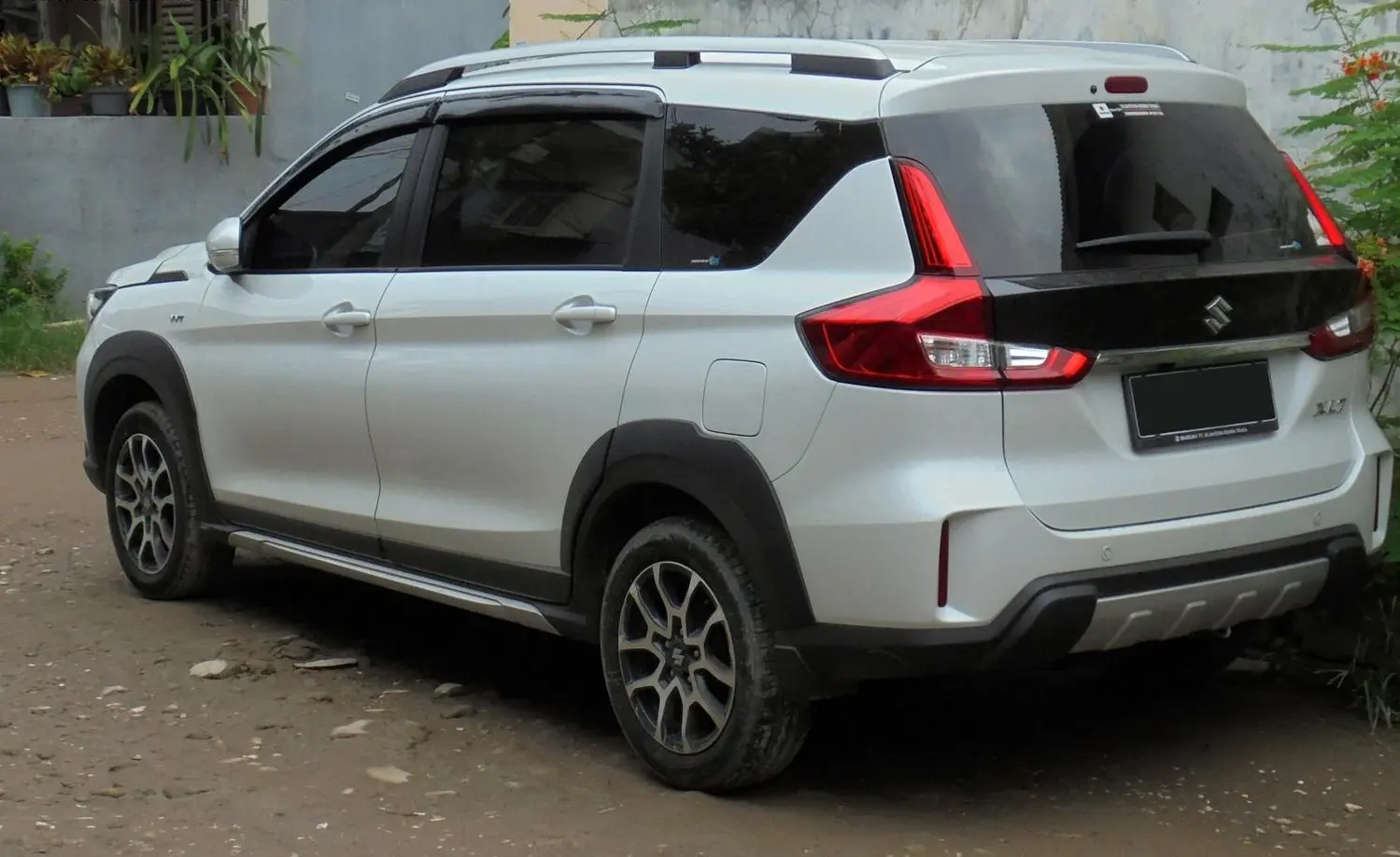 Suzuki XL7 III-2