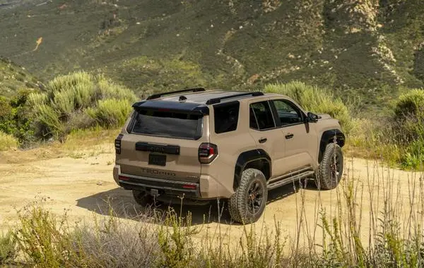 Toyota 4Runner VI-2