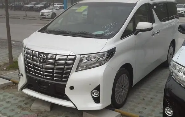 Toyota Alphard III-4