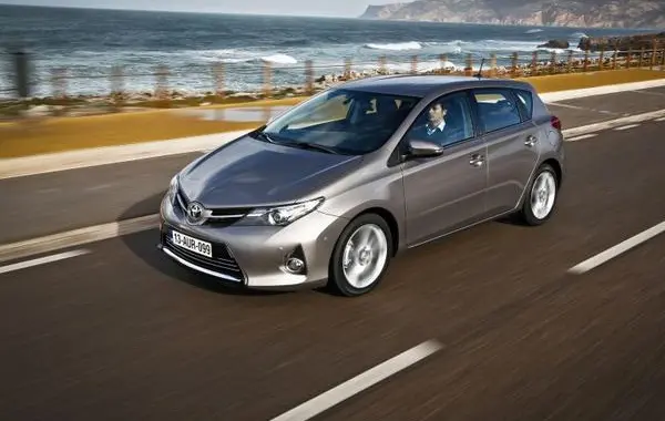 Toyota Auris II