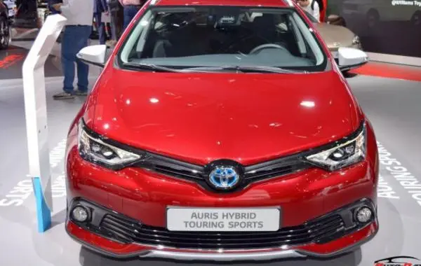 Toyota Auris II Touring Sports (facelift 2015)