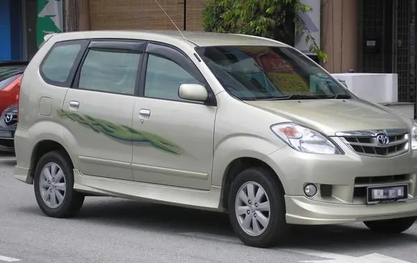 Toyota Avanza I (facelift 2006)