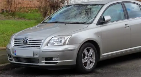 Toyota Avensis II Hatch