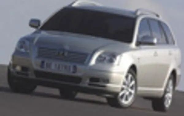 Toyota Avensis II Wagon-0