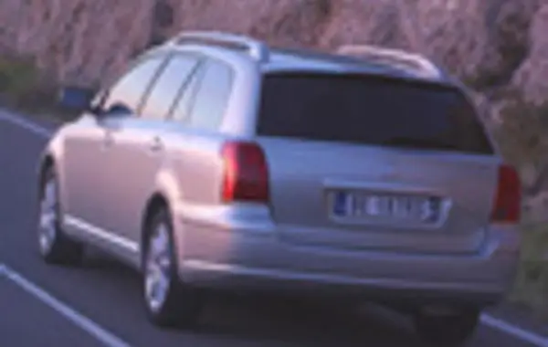Toyota Avensis II Wagon-3