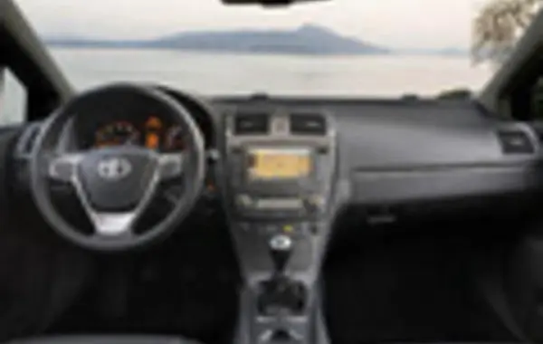 Toyota Avensis III-13