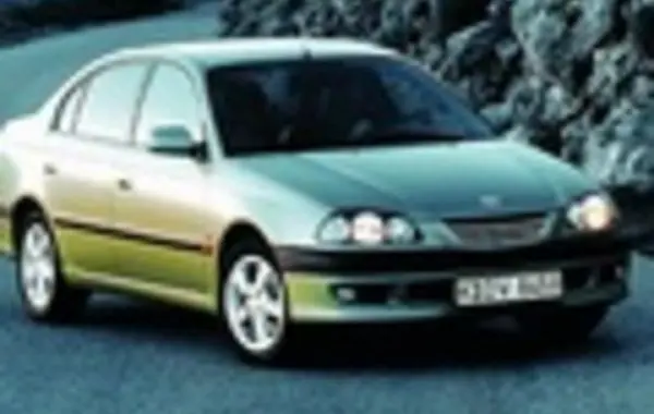 Toyota Avensis (T22)-3
