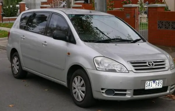 Toyota Avensis Verso
