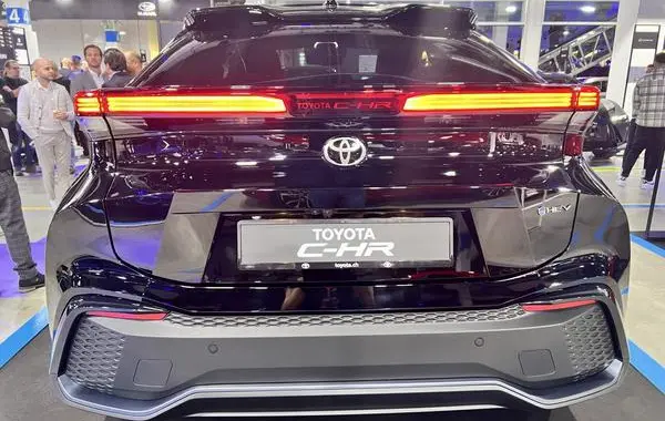 Toyota C-HR II-2