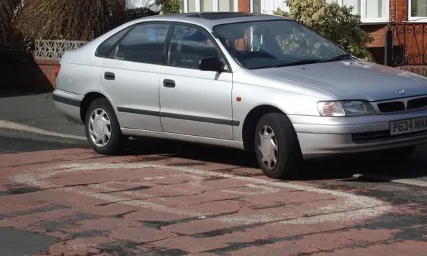 Toyota Carina E Hatch (T19)