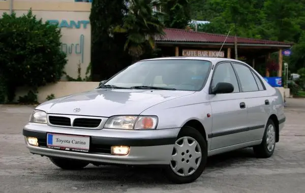 Toyota Carina E (T19)