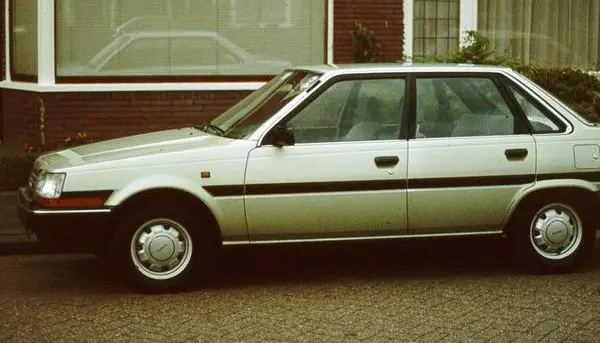 Toyota Carina (T15)
