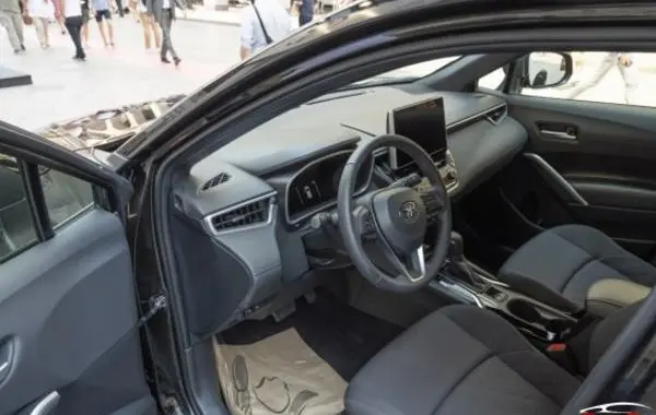 Toyota Corolla Cross-4