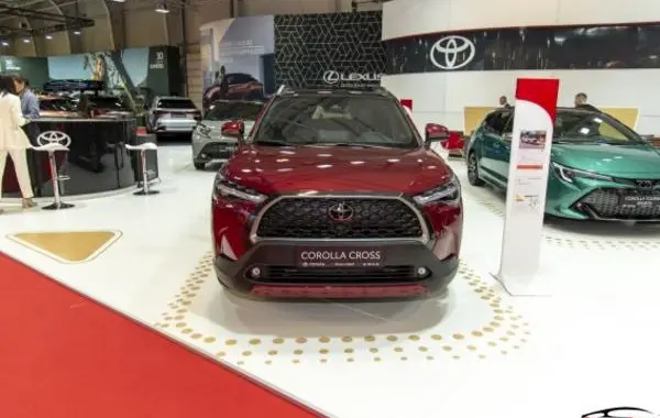 Toyota Corolla Cross (facelift 2024)-8