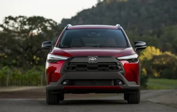 Toyota Corolla Cross (facelift 2024)-0