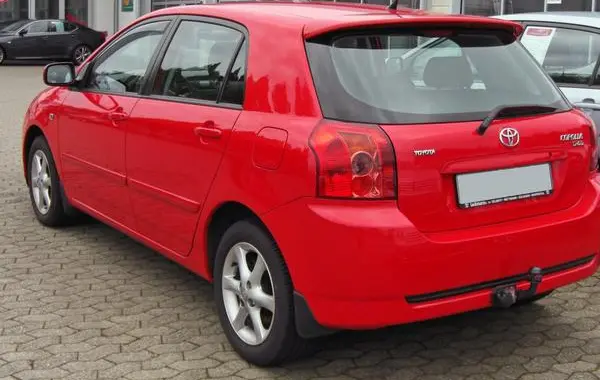 Toyota Corolla Hatch IX (E120, E130)-2