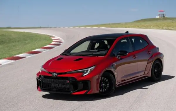 Toyota Corolla Hatchback XII (E210, facelift 2022)