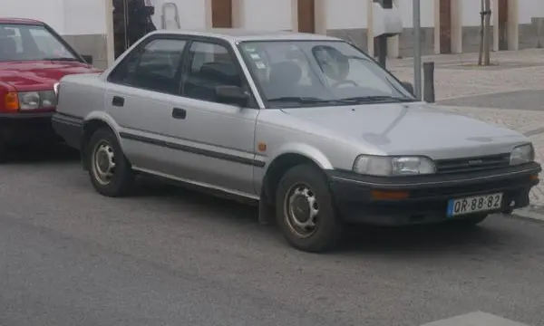 Toyota Corolla VI (E90)