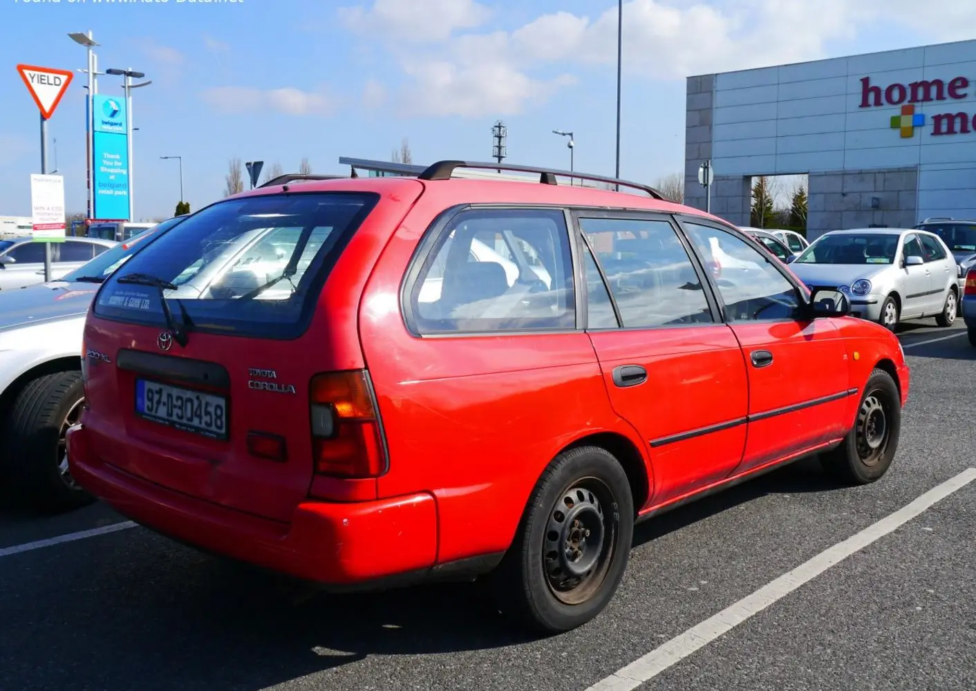 Toyota Corolla Wagon VII (E100)-0