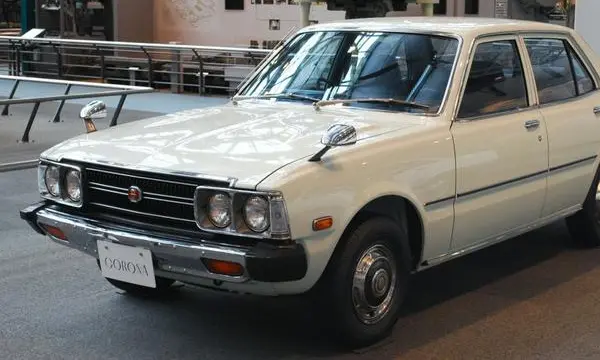 Toyota Corona (RX,RT)