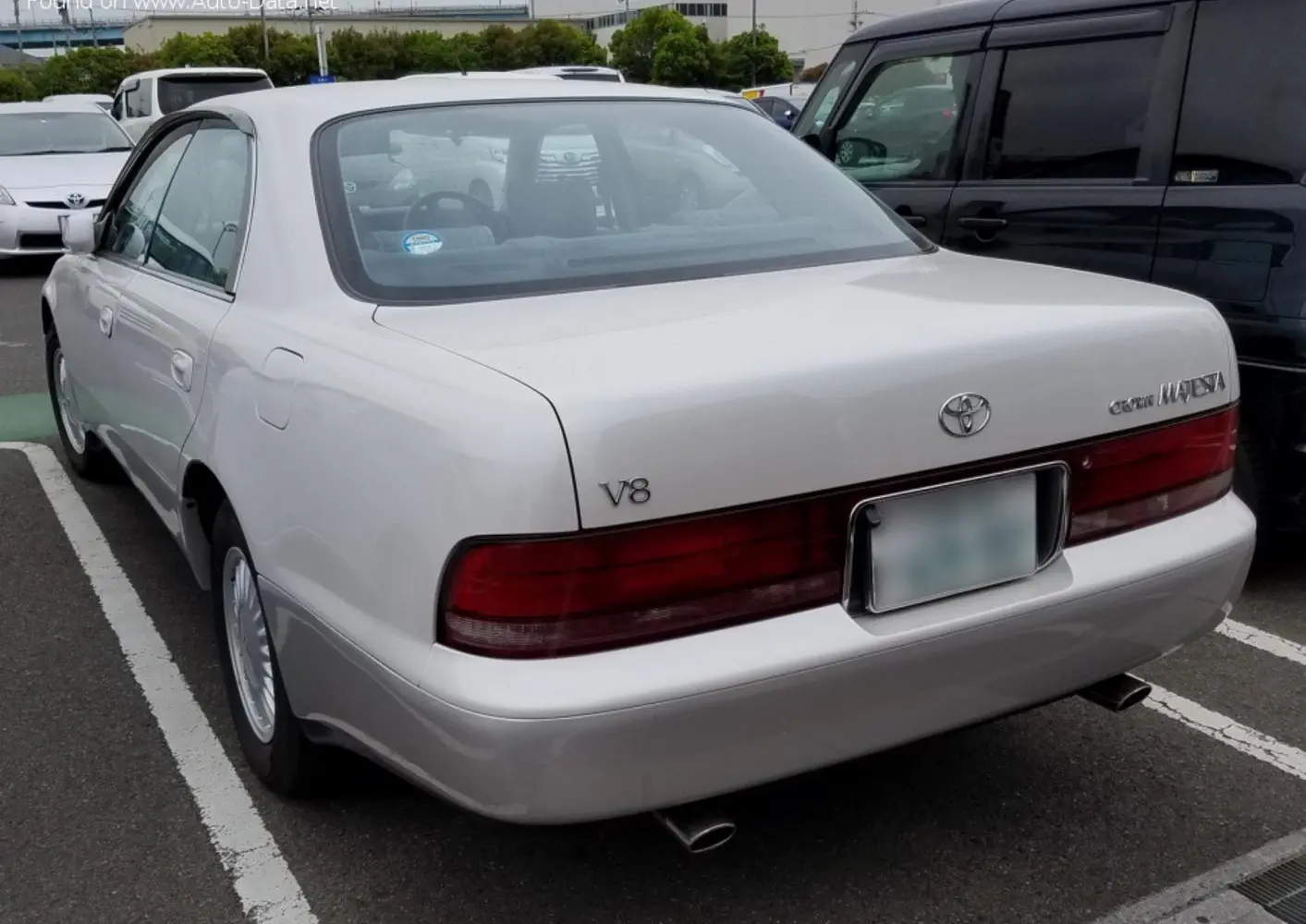 Toyota Crown Majesta I (S140, facelift 1993)-0