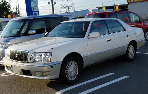Toyota Crown Majesta II (S150, facelift 1997)